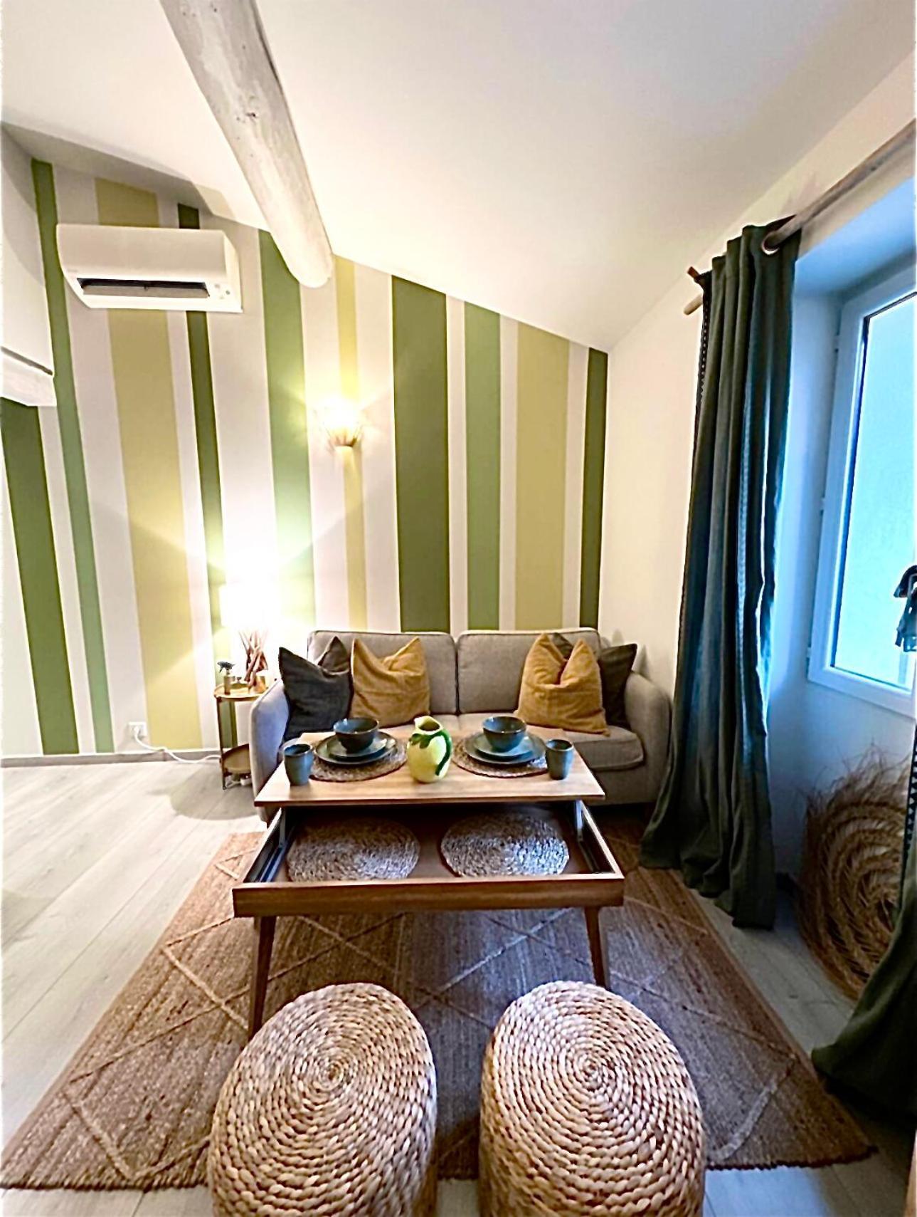 Cozy Studio Le Cedre, Port De Saint Tropez Exterior foto