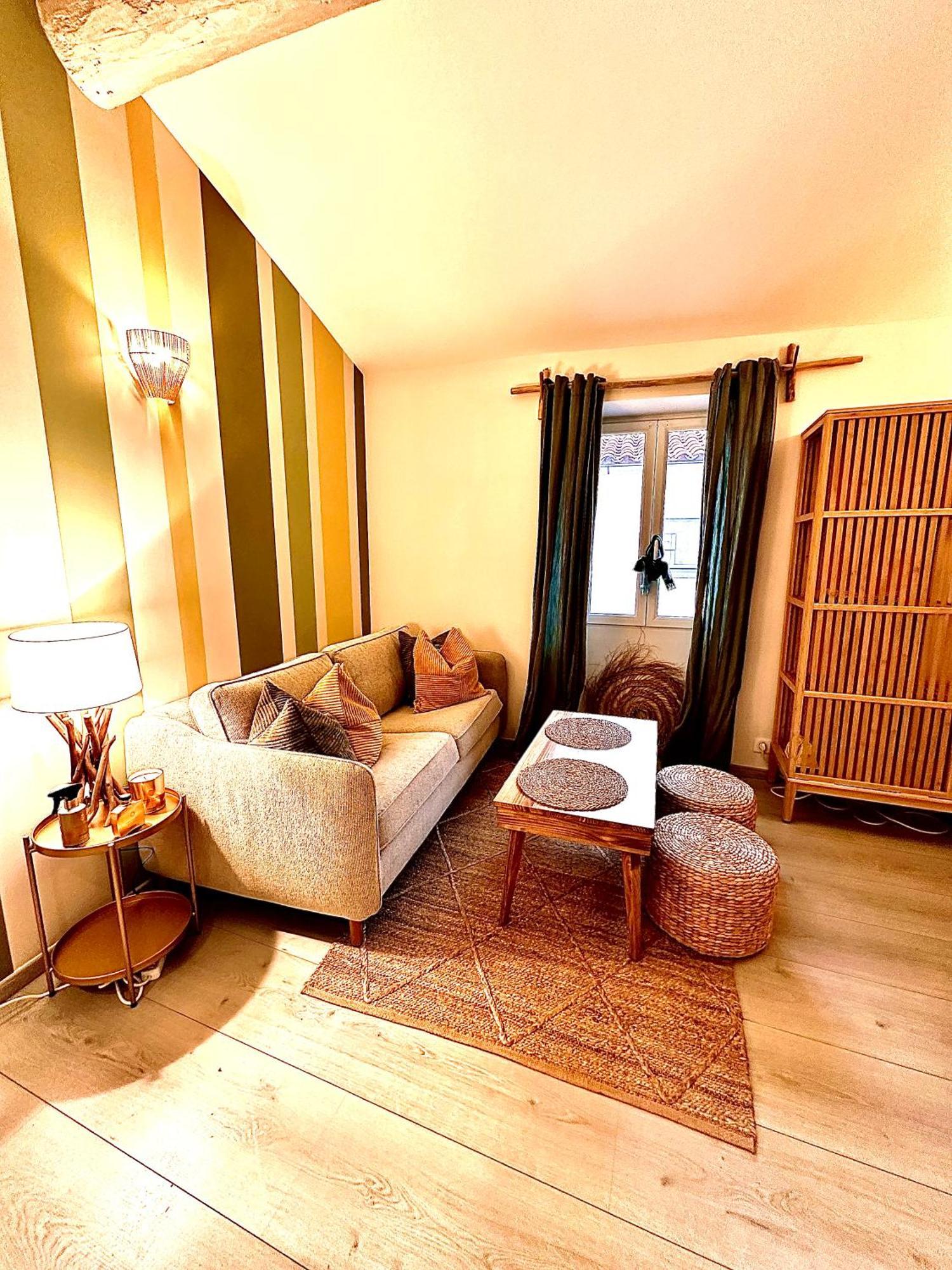 Cozy Studio Le Cedre, Port De Saint Tropez Exterior foto